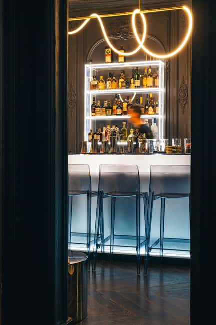Cocktails lessons in Speakeasy - Finding the Spot: Restaurant Prost and the Speakeasy Bar