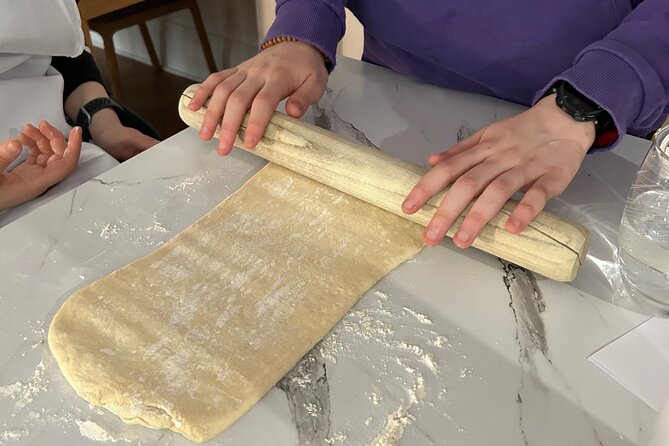 Croissants and pains au chocolat with a pastry chef in Paris - Learning croissants the real way: dough to lamination to fermentation