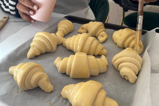Croissants and pains au chocolat with a pastry chef in Paris - Recommendations for Paris patisseries and where this class fits in your trip