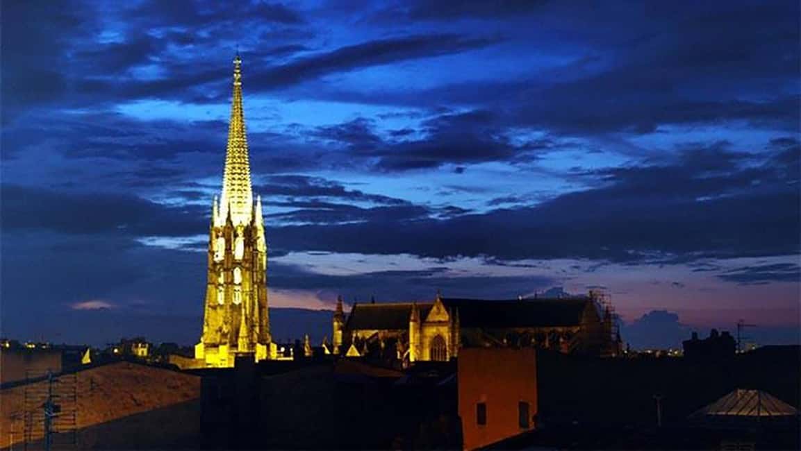 Dark Bordeaux: Ghosts, True Crimes, Eternal haunting Tales - What Said adds to the evening