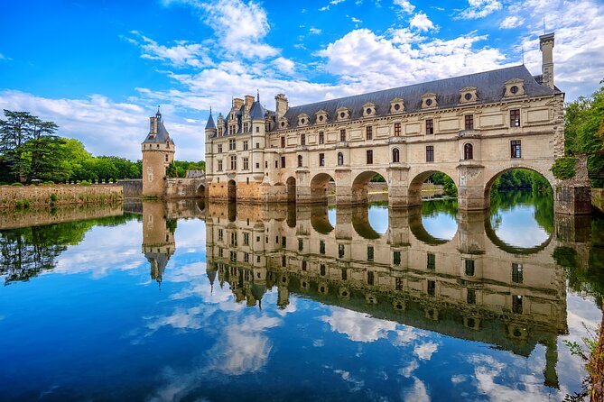 Day Tour to Chenonceau and Chambord Castles - Chenonceau first: the guided visit that sets the tone