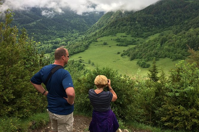 Day Tour to Mirepoix, Montségur, Camon. Private tour from Carcassonne - Camon and the gentler end of the route
