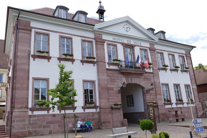 Day trip: Colmar, Haut-Koenigsbourg, Riquewihr and Kaysersberg - Stop 4: Colmar old town free time plus tram break