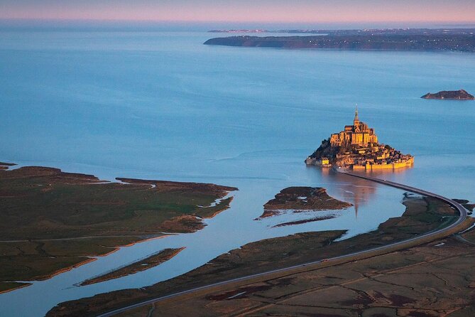 Day Trip Mont-Saint-Michel with a local driver from Rennes - 6 hours - Making the most of the abbey visit