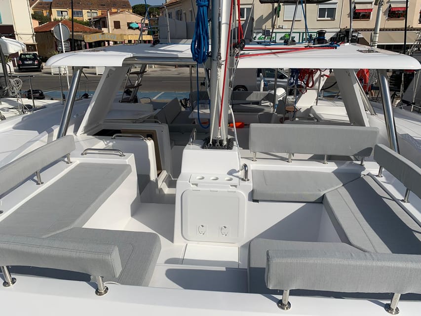 Departure from BRUSC: Half-day catamaran cruise - Group size and seating: plan for the view, not just the price