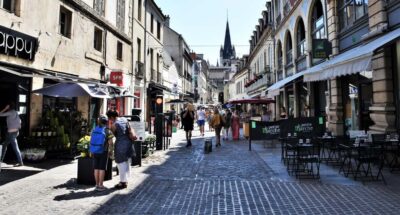 DIJON: Enjoy a photo tour with a professional photographer - Walking Through the UNESCO Historic Center