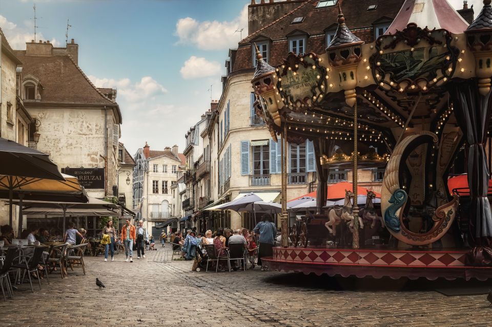 Dijon: Private Walking Tour – Discover History & Heritage - Notre-Dame and its animated bell striker