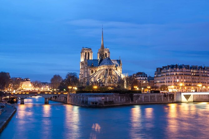 Dinner Cruise Prestige Check-out from the Eiffel Tower - What you’re really buying: a 2-hour Seine dinner near the Eiffel Tower