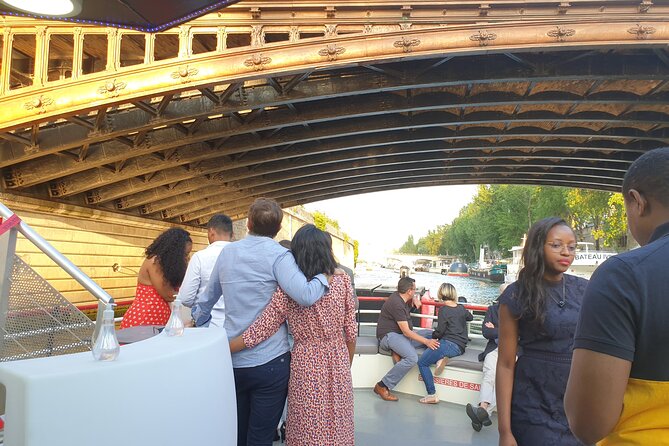 Dinner Cruise Prestige Check-out from the Eiffel Tower - The route and sights: Pont Alexandre III and the central “Paris from the water” hit list