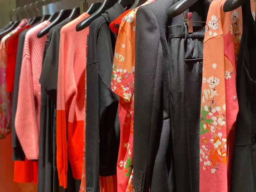 Discount Couture: ultimate Paris Shopping 2h30 walking tour - Who will enjoy this most?