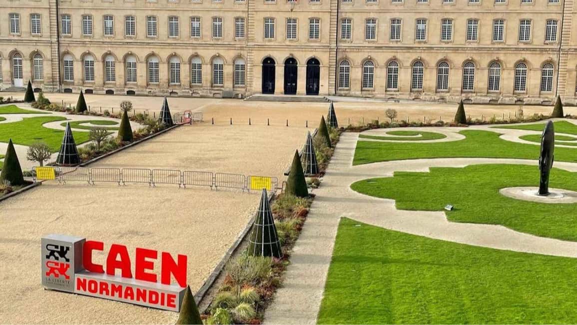 Discover Caen like never before: Guided tours between history & secrets! - Cobblestones and Half-Timbered Houses: Learning to See the City