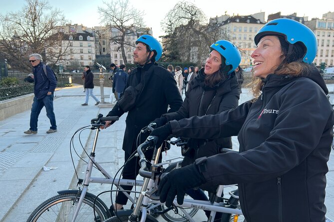 Discover Iconic Paris: Private Bike Tour of the City Center - The Eiffel Tower as the final big picture