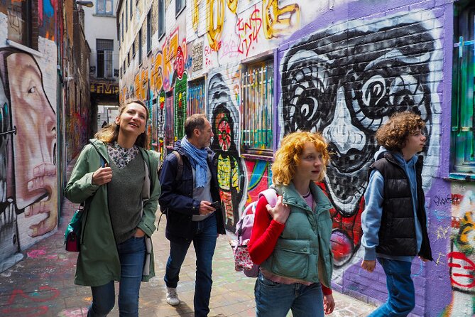 Discover Lyon while playing! Escape game - The alchemist - How it compares with a conventional Lyon tour