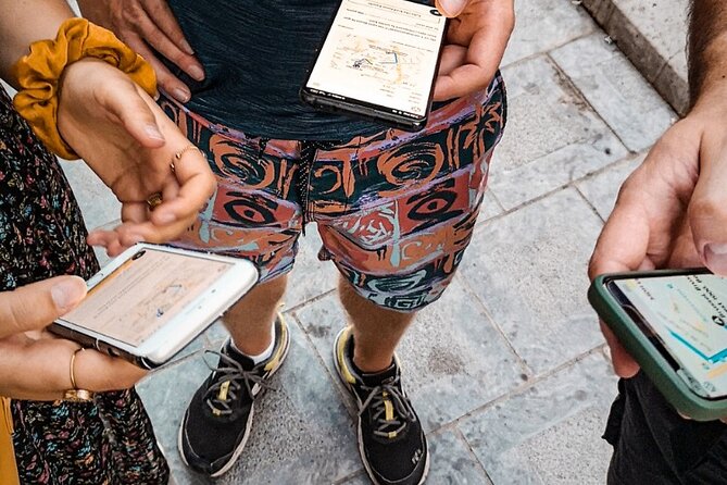 Discover Marseille while escaping the zombies! Escape game - What happens during the 120-minute route
