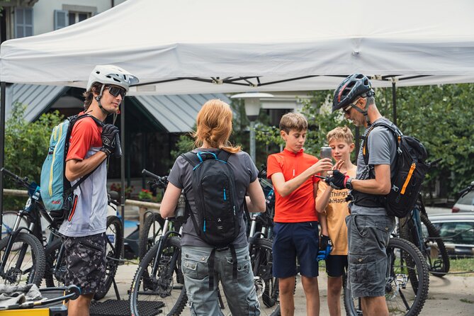 Discovery of a secret mountain pasture by electric mountain bike in Chamonix - Chamonix and the first views of Mont Blanc