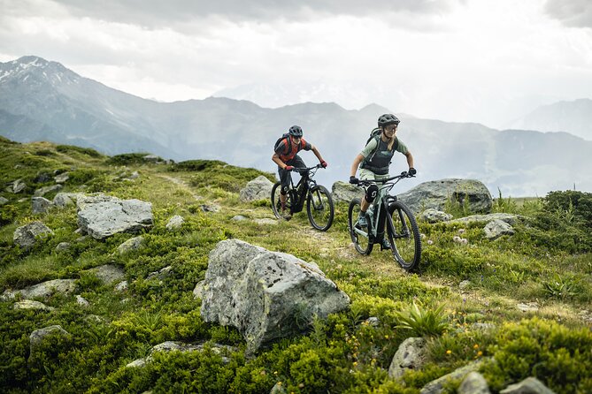 Discovery of a secret mountain pasture by electric mountain bike in Chamonix - A family outing with real activity
