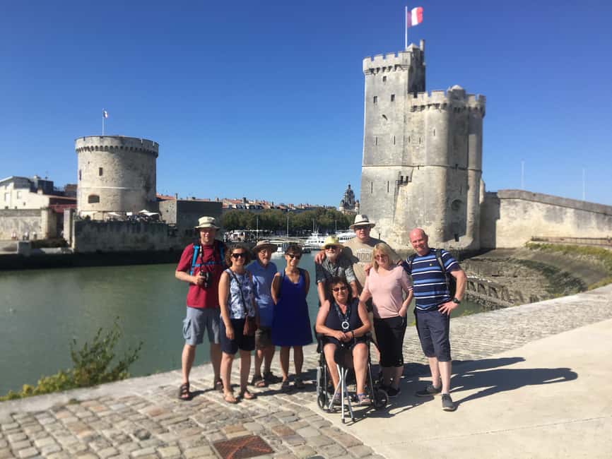 Discovery Walking Tour of La Rochelle - Hotel de Ville: the oldest working town hall in France, in plain view