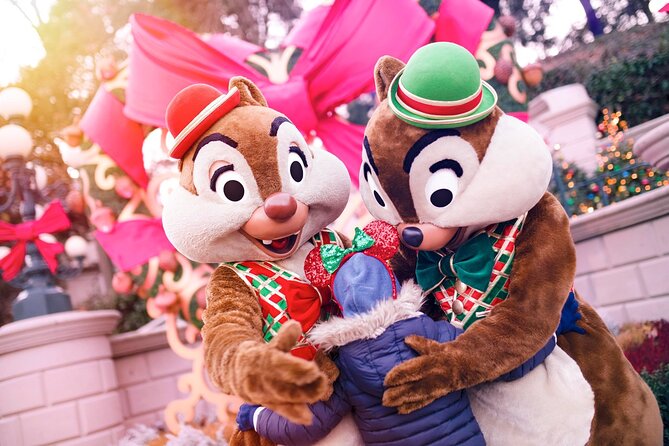 Disneyland® Paris 1 Day Ticket with Transport from Paris - Food and allergies: plan your own lunch and have a backup mindset