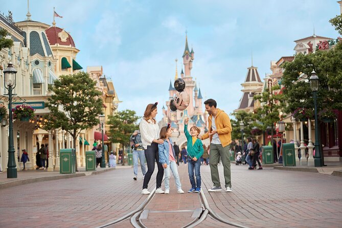 Disneyland® Paris Express Shuttle with Admission Ticket from Central Paris - One park or two: what your “12-hour-ish” day actually means