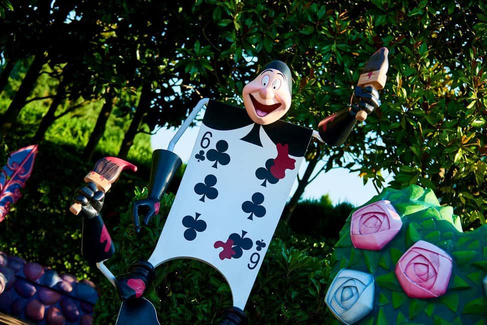 Disneyland® Paris Tickets and Shuttle Transport - The Ride Itself: A/C Shuttle Bus + Clear Host Guidance