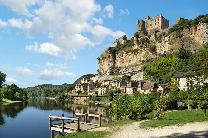 Dordogne Villages Half Day Tour from Sarlat - Where the tour starts: Sarlat meeting point and easy timing