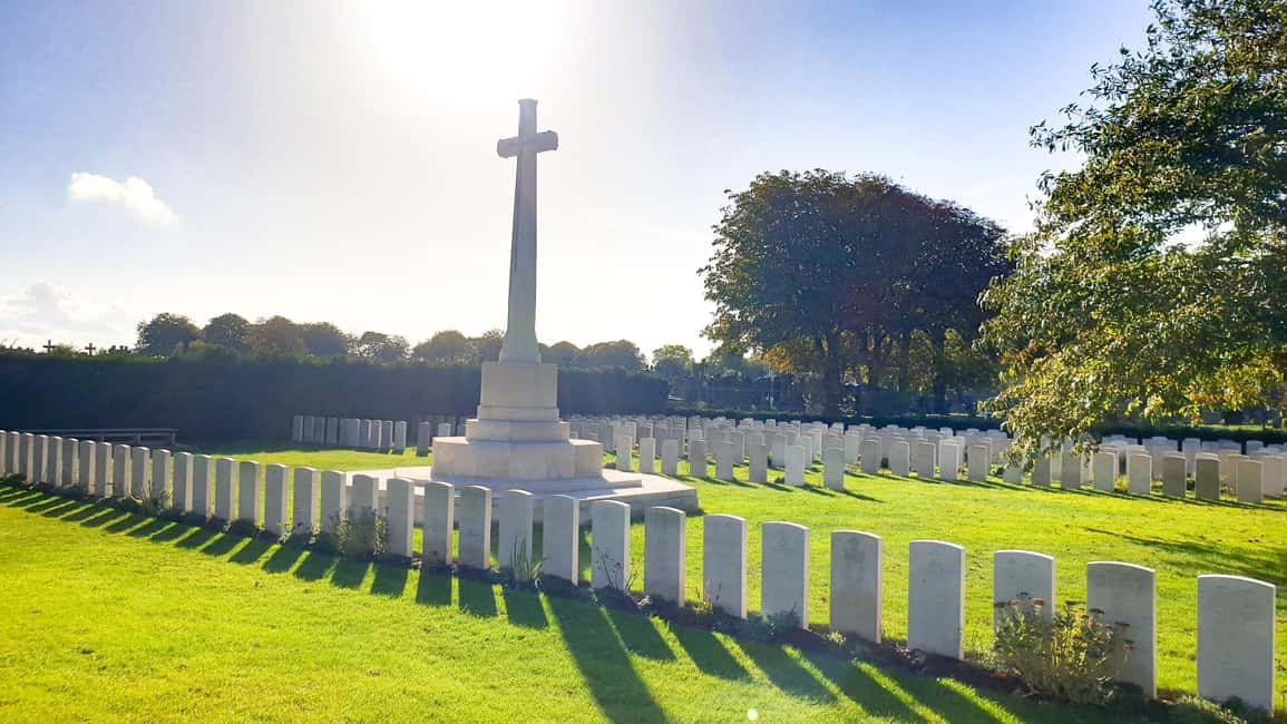 Dunkirk: Operation Dynamo and Battlefield of Dunkirk Tour - The port and the East Mole bunker: where departures concentrated