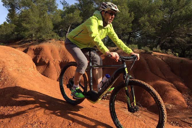 E-Bike tour of Sainte Victoire Mountain, Aix-en-Provence - What to wear and bring for a comfortable 25 km trail day