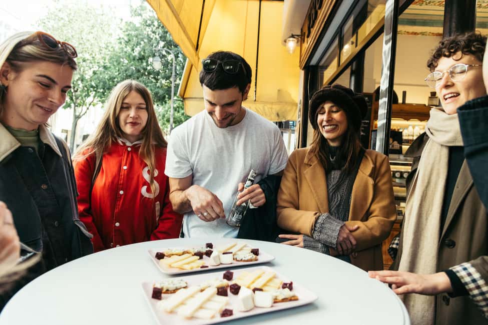 Eating Paris: Le Marais Food & Wine - Wine, apple cider, and a legendary bistrot