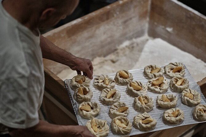Eating Paris: Saint Germain Food & Wine Tour - Your First Bite: Poilâne’s Wood-Fired Bread and the Stitched Apple Tart