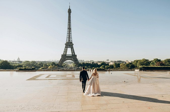Eiffel Tower Climbing Tour - Meeting point: how to avoid the most common mistake