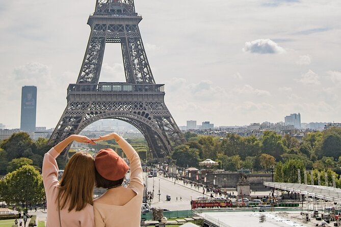 Eiffel Tower Dedicated Reserved Access Summit or 2nd Floor Tour - Meeting point: where the day can go right or wrong