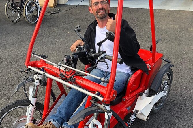 Electric 2-wheeler tour of the Chateau Park and Gardens - Meeting at the Grandes Ecuries