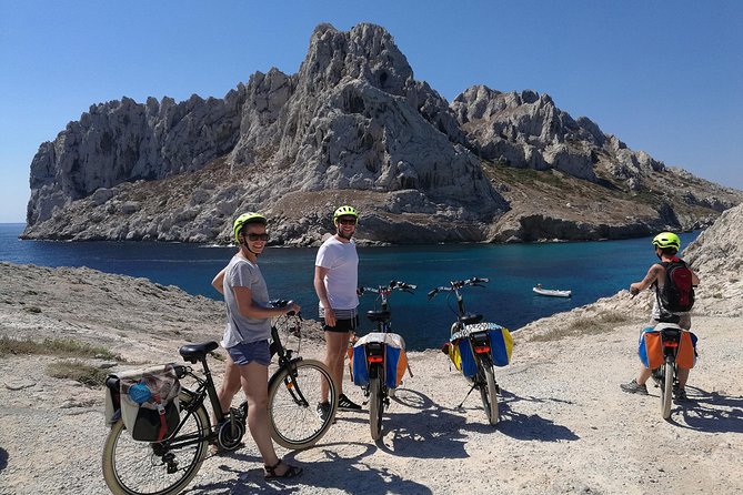 Electric Bike Tour to the Calanques from Marseille - Down the coast toward Les Goudes, Prado, and the wild Calanques approach