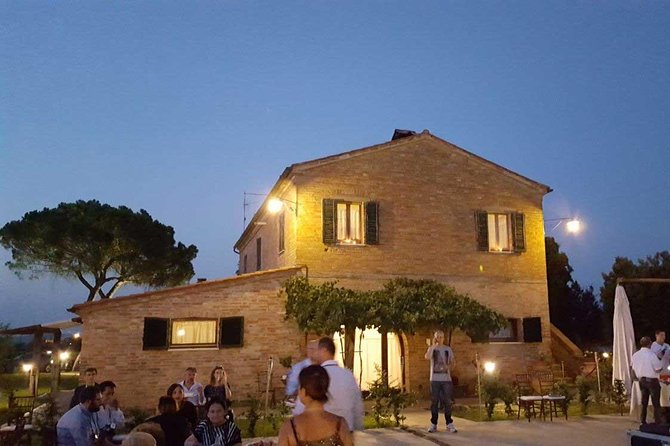 Enjoy a Wine Tasting after a cycling excursion in the magic of Tuscany - Starting at Podere Casanova near Montepulciano