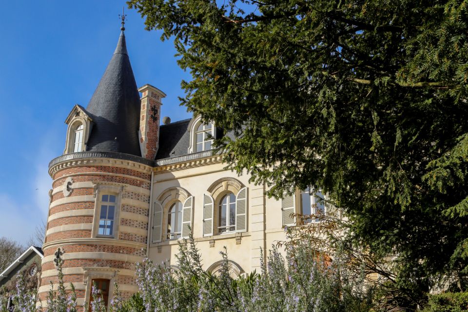 Epernay: Winery and Cellar Tour with Champagne Tasting - Champagne tasting with real names: Sélection and Cuvée de Réserve