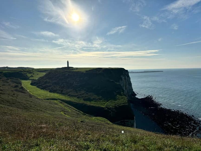 Étretat: hike the mythical cliffs of Étretat! - Antifer lighthouse above the sea