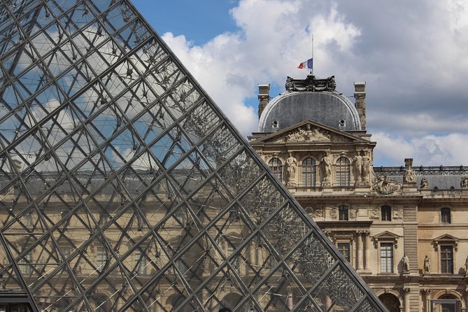 Exclusive Semi-Private Louvre Tour with Mona Lisa, Max 6 People - Guide quality: why names you’ve heard matter here