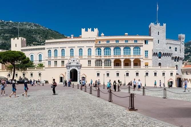 Excursion Van > Cannes > Nice > Eze Village > Monaco Monte-Carlo - A Private Van From Cannes
