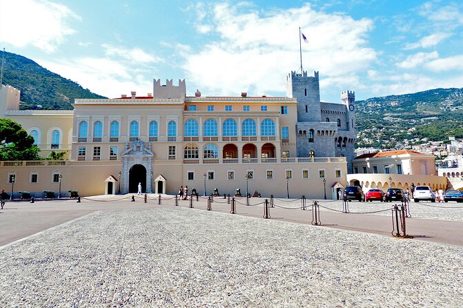 Excursion Van > Cannes > Nice > Eze Village > Monaco Monte-Carlo - Who Gets the Best Value