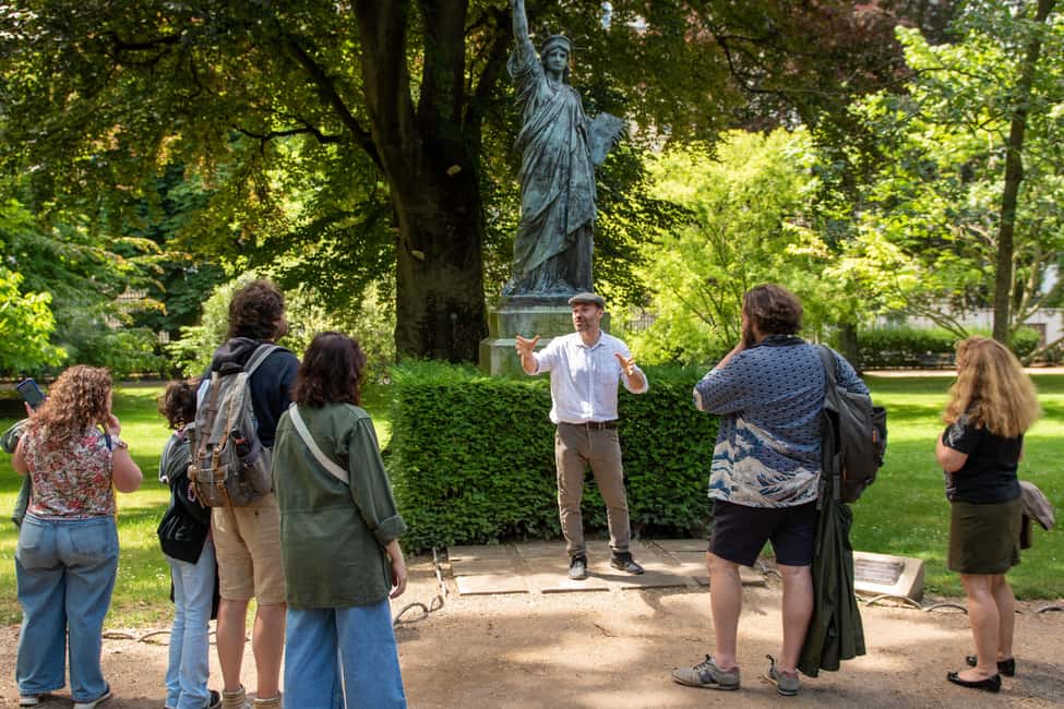 Explore Hemingway’s Paris with an Actor-Guide - Meeting Hemingway on Boulevard Saint-Michel