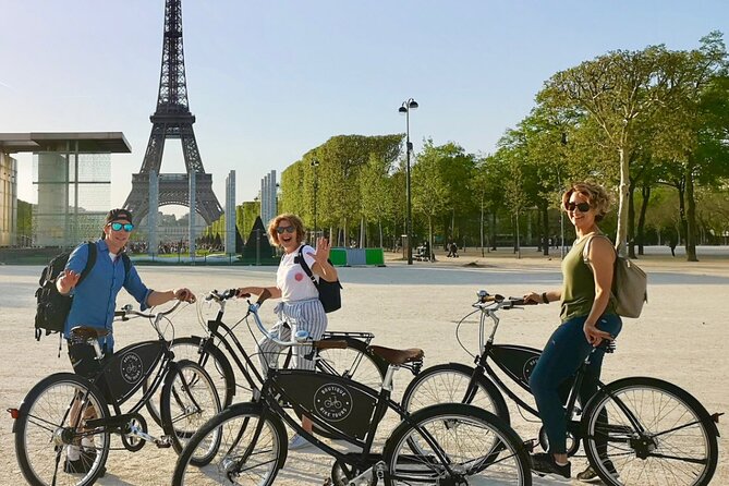 Explore Paris Highlights by Bike - Place Vendôme to Palais-Royal: Refined Paris Between Stops
