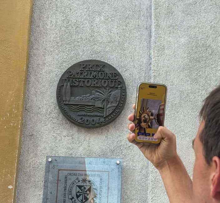 Explore, Play, Discover, ... Unlock the Secrets of Nice ! - Garibaldi Square and the clues built into the city