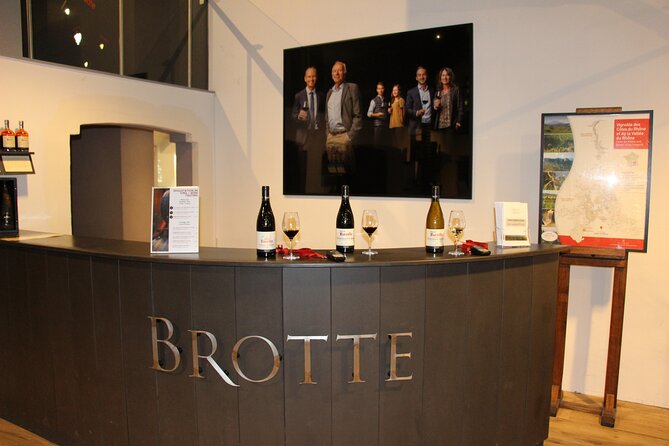 Expression at the House Brotte - Emiline brings the tasting to life