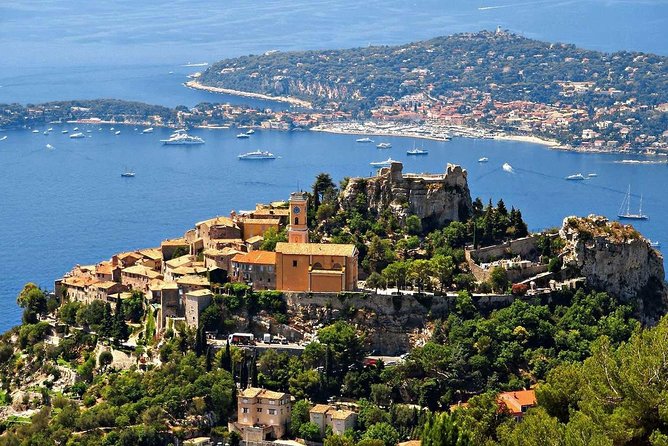 Eze, Monaco & Monte-Carlo Half Day Private Tour - Villefranche-sur-Mer Viewpoints: The First Shot of Riviera Drama