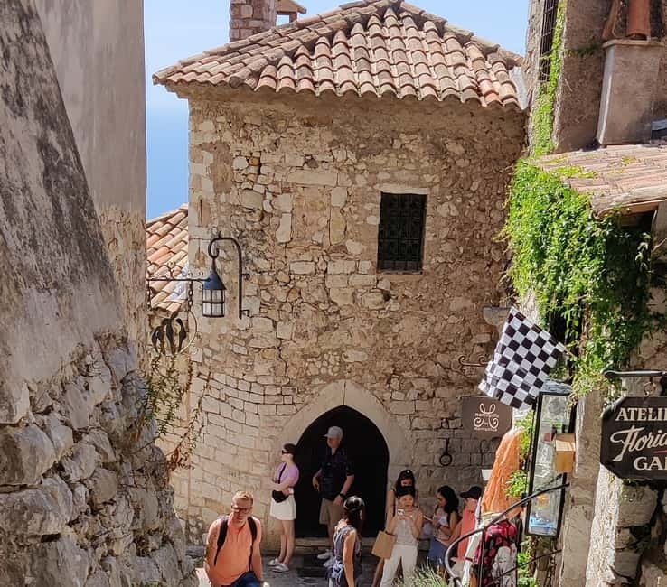 Èze: Walking Tour with a Certified Local Guide - Fragonard factory stop: perfume making as a practical sidetrack