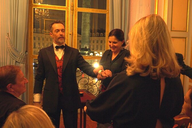 Fantastic Evenings of Laurent Beretta - The Hôtel Westminster setting makes the magic feel believable