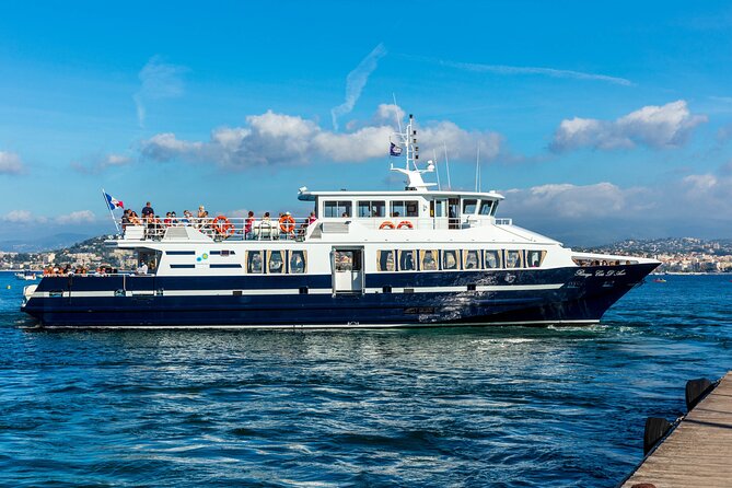 Ferry from Cannes to St Tropez - The Return to Cannes: How to Avoid a Crowded Boarding Moment