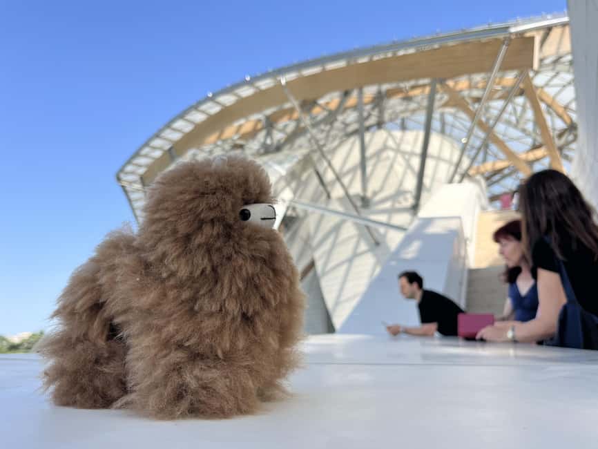 Fondation Louis Vuitton: Ticket Entry & Private Tour - Entering Frank Gehry’s glass sails