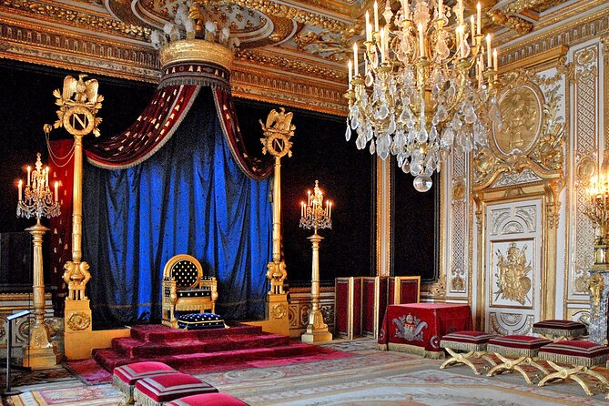 Fontainebleau Castle & Barbizon Half-Day Trip from Paris - Why the eight-person limit matters