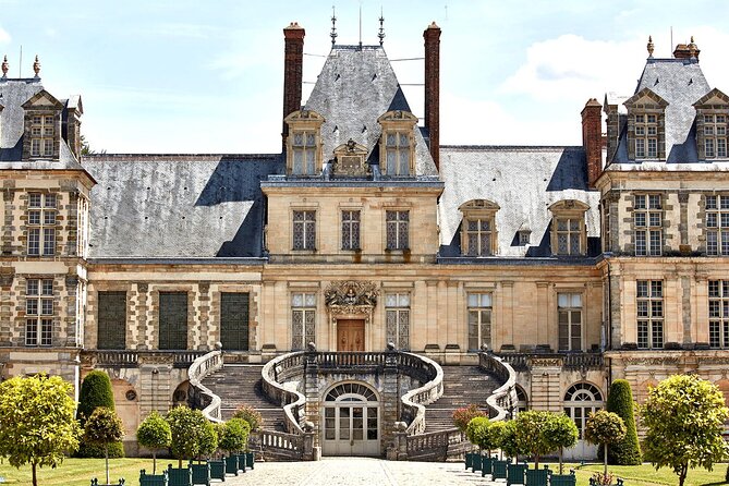 Fontainebleau Castle & Barbizon Half-Day Trip from Paris - What makes Barbizon different